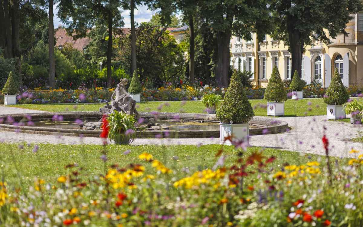 Auch im Hofgarten erblühen die Frühlingsblumen. Foto: Bayerische Schlösserverwaltung.